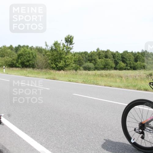 22.06.2025 - Viking Triathlon Yannick Fuchs http://msf.ph/oto/8084809 22.06.2025 13:04:05 Radfahren 220, 292, 655 meine-sportfotos.de
