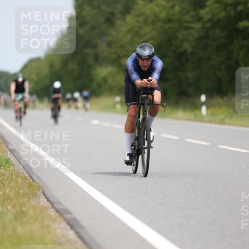 22.06.2025 - Viking Triathlon Yannick Fuchs http://msf.ph/oto/8084810 22.06.2025 12:35:48 Radfahren 41, 74, 77, 143, 184, 210, 321, 478 meine-sportfotos.de