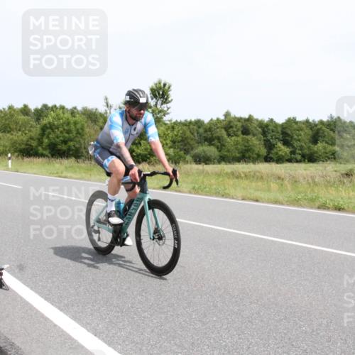 22.06.2025 - Viking Triathlon Yannick Fuchs http://msf.ph/oto/8084818 22.06.2025 13:04:11 Radfahren 292, 361, 482 meine-sportfotos.de