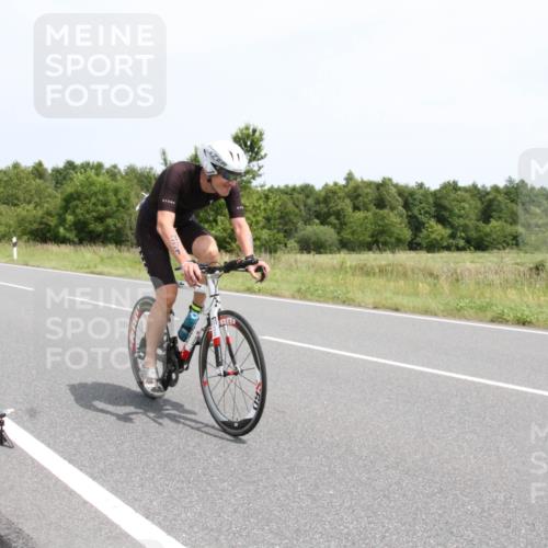 22.06.2025 - Viking Triathlon Yannick Fuchs http://msf.ph/oto/8084861 22.06.2025 13:04:32 Radfahren 267, 331, 344 meine-sportfotos.de