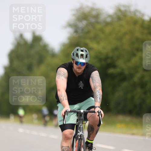 22.06.2025 - Viking Triathlon Yannick Fuchs http://msf.ph/oto/8084878 22.06.2025 12:35:57 Radfahren 77, 184, 237, 440, 453, 629 meine-sportfotos.de