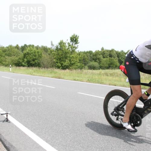 22.06.2025 - Viking Triathlon Yannick Fuchs http://msf.ph/oto/8084922 22.06.2025 13:04:50 Radfahren 450, 623 meine-sportfotos.de