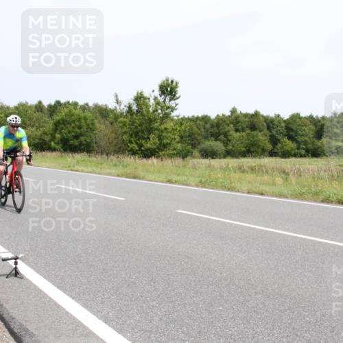 22.06.2025 - Viking Triathlon Yannick Fuchs http://msf.ph/oto/8084959 22.06.2025 13:04:54 Radfahren 450, 473, 623 meine-sportfotos.de