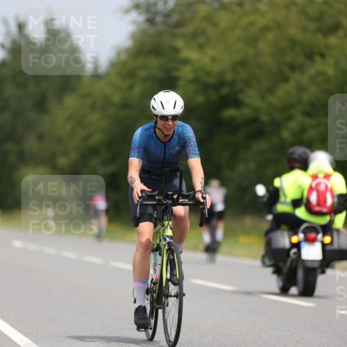 22.06.2025 - Viking Triathlon Yannick Fuchs http://msf.ph/oto/8084964 22.06.2025 12:36:17 Radfahren 8, 86, 95, 153, 166, 433, 468, 473, 640 meine-sportfotos.de