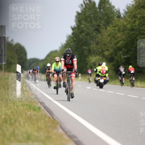 22.06.2025 - Viking Triathlon Yannick Fuchs http://msf.ph/oto/8084977 22.06.2025 12:36:21 Radfahren 86, 95, 166, 355, 433, 463, 468, 473, 640 meine-sportfotos.de