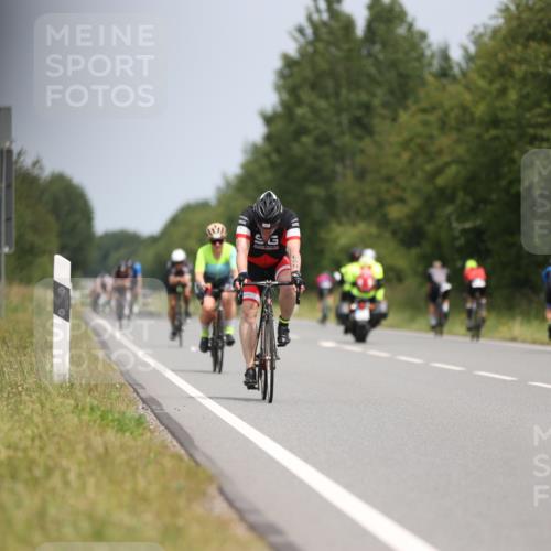 22.06.2025 - Viking Triathlon Yannick Fuchs http://msf.ph/oto/8084981 22.06.2025 12:36:21 Radfahren 86, 95, 166, 355, 433, 463, 468, 473, 640 meine-sportfotos.de