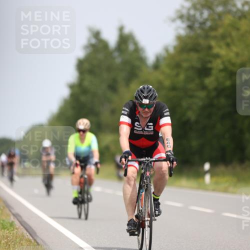 22.06.2025 - Viking Triathlon Yannick Fuchs http://msf.ph/oto/8084996 22.06.2025 12:36:23 Radfahren 95, 166, 355, 433, 463, 468, 473, 640 meine-sportfotos.de