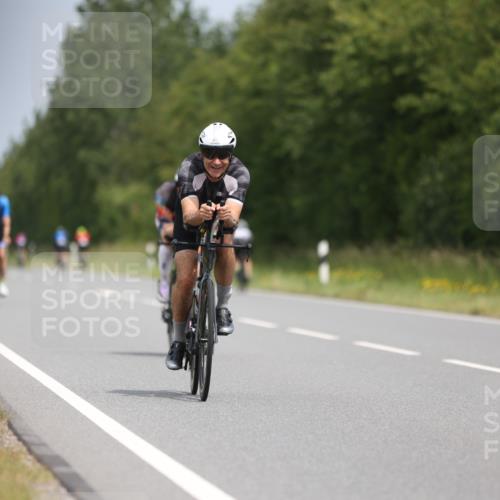 22.06.2025 - Viking Triathlon Yannick Fuchs http://msf.ph/oto/8085033 22.06.2025 12:36:28 Radfahren 28, 95, 344, 355, 422, 433, 463, 468, 473, 640 meine-sportfotos.de
