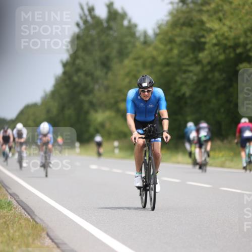 22.06.2025 - Viking Triathlon Yannick Fuchs http://msf.ph/oto/8085061 22.06.2025 12:36:32 Radfahren 28, 48, 97, 344, 355, 419, 422, 463 meine-sportfotos.de