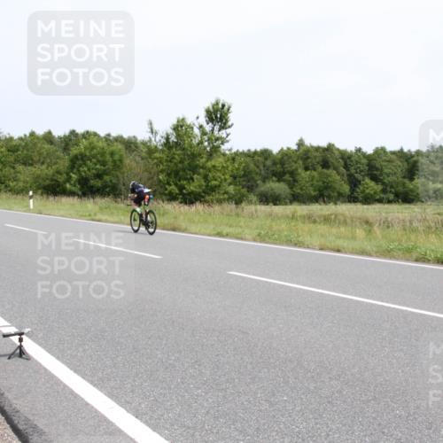 22.06.2025 - Viking Triathlon Yannick Fuchs http://msf.ph/oto/8085090 22.06.2025 13:05:06 Radfahren 22, 523, 653 meine-sportfotos.de