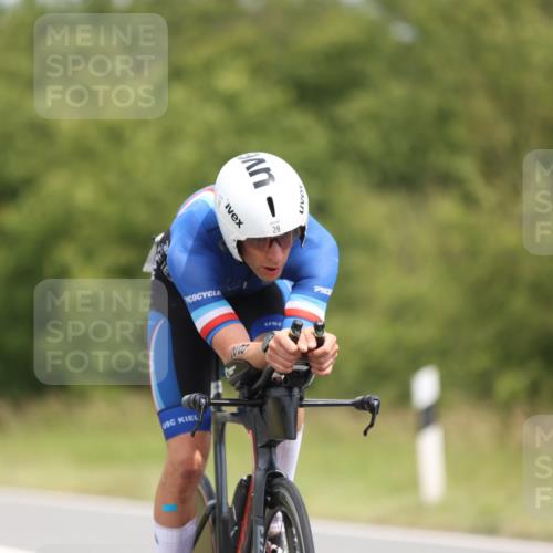 22.06.2025 - Viking Triathlon Yannick Fuchs http://msf.ph/oto/8085099 22.06.2025 12:36:36 Radfahren 28, 48, 97, 344, 419, 422 meine-sportfotos.de