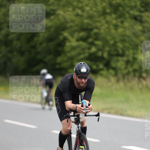 22.06.2025 - Viking Triathlon Yannick Fuchs http://msf.ph/oto/8085234 22.06.2025 12:37:27 Radfahren 211, 234, 311, 657 meine-sportfotos.de