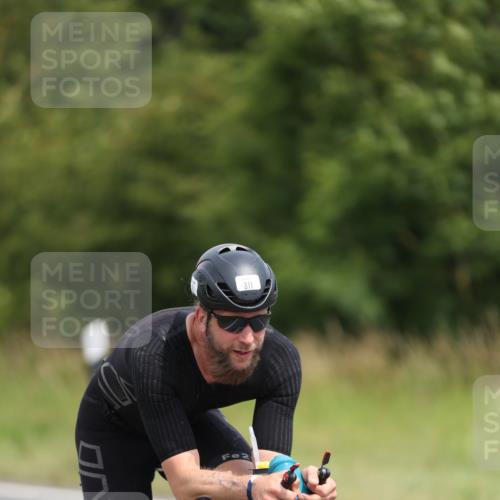 22.06.2025 - Viking Triathlon Yannick Fuchs http://msf.ph/oto/8085245 22.06.2025 12:37:28 Radfahren 234, 311, 657 meine-sportfotos.de