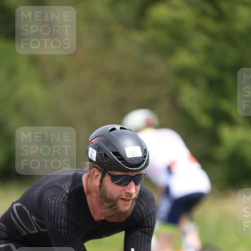 22.06.2025 - Viking Triathlon Yannick Fuchs http://msf.ph/oto/8085248 22.06.2025 12:37:28 Radfahren 234, 311, 657 meine-sportfotos.de