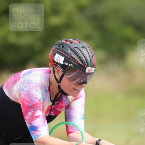 22.06.2025 - Viking Triathlon Yannick Fuchs http://msf.ph/oto/8085305 22.06.2025 12:37:49 Radfahren 22, 144, 538, 605 meine-sportfotos.de