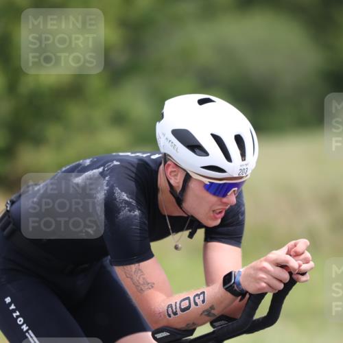 22.06.2025 - Viking Triathlon Yannick Fuchs http://msf.ph/oto/8085392 22.06.2025 12:38:06 Radfahren 203, 288, 403 meine-sportfotos.de