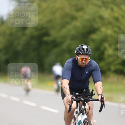 22.06.2025 - Viking Triathlon Yannick Fuchs http://msf.ph/oto/8085416 22.06.2025 12:38:25 Radfahren 58, 116, 220, 229, 294, 324, 331, 402, 486, 505, 655 meine-sportfotos.de