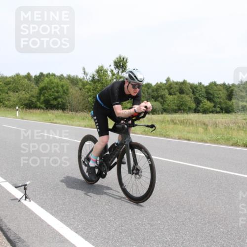 22.06.2025 - Viking Triathlon Yannick Fuchs http://msf.ph/oto/8085462 22.06.2025 13:07:15 Radfahren 66, 79, 441, 479 meine-sportfotos.de