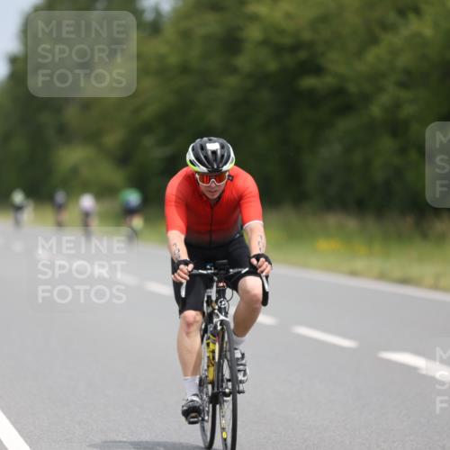 22.06.2025 - Viking Triathlon Yannick Fuchs http://msf.ph/oto/8085548 22.06.2025 12:38:42 Radfahren 106, 192, 242, 335, 429, 653 meine-sportfotos.de