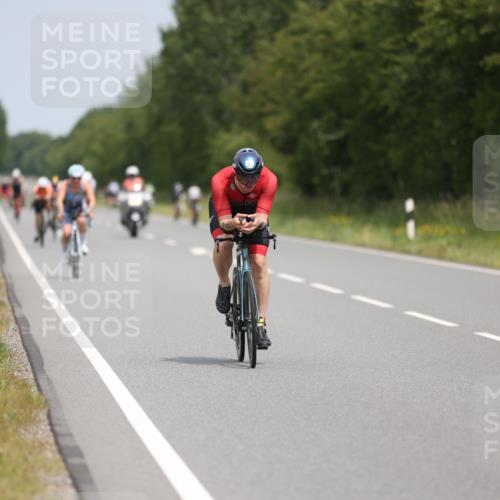 22.06.2025 - Viking Triathlon Yannick Fuchs http://msf.ph/oto/8085561 22.06.2025 12:38:45 Radfahren 106, 192, 242, 329, 335, 429, 555, 653 meine-sportfotos.de