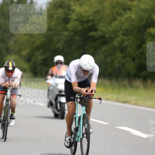 22.06.2025 - Viking Triathlon Yannick Fuchs http://msf.ph/oto/8085623 22.06.2025 12:38:53 Radfahren 54, 130, 156, 192, 194, 329, 335, 555 meine-sportfotos.de