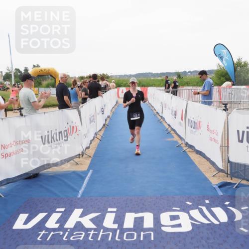 22.06.2025 - Viking Triathlon MichiJ http://msf.ph/oto/8085627 22.06.2025 16:21:29 Ziel 143 meine-sportfotos.de