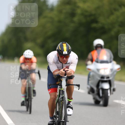 22.06.2025 - Viking Triathlon Yannick Fuchs http://msf.ph/oto/8085629 22.06.2025 12:38:54 Radfahren 54, 130, 156, 192, 194, 329, 335, 555 meine-sportfotos.de