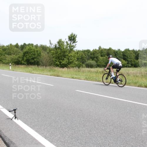 22.06.2025 - Viking Triathlon Yannick Fuchs http://msf.ph/oto/8085640 22.06.2025 13:08:40 Radfahren 290, 357 meine-sportfotos.de