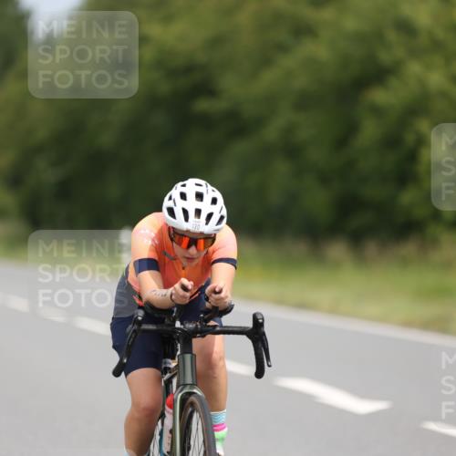 22.06.2025 - Viking Triathlon Yannick Fuchs http://msf.ph/oto/8085641 22.06.2025 12:38:55 Radfahren 54, 130, 140, 156, 192, 194, 329, 335, 555, 631 meine-sportfotos.de
