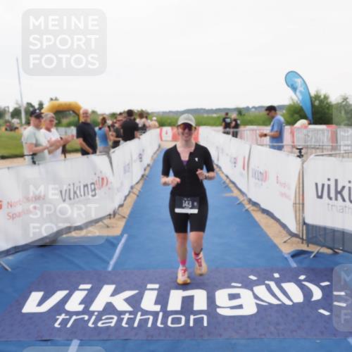 22.06.2025 - Viking Triathlon MichiJ http://msf.ph/oto/8085700 22.06.2025 16:21:30 Ziel 143 meine-sportfotos.de