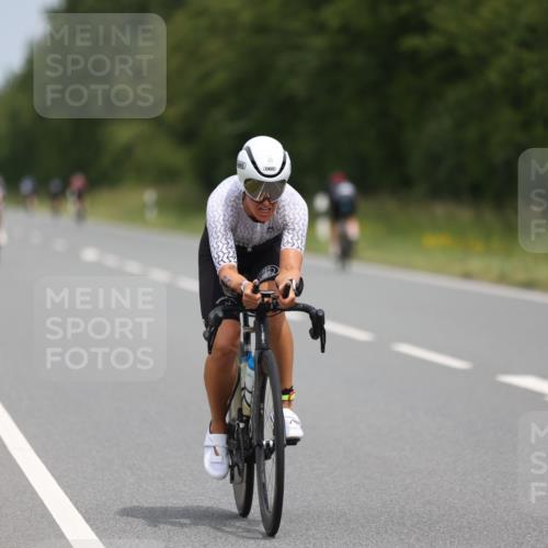 22.06.2025 - Viking Triathlon Yannick Fuchs http://msf.ph/oto/8085801 22.06.2025 12:40:01 Radfahren 30, 330 meine-sportfotos.de