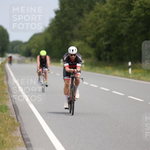 22.06.2025 - Viking Triathlon Yannick Fuchs http://msf.ph/oto/8085816 22.06.2025 12:40:07 Radfahren 30, 330, 447 meine-sportfotos.de