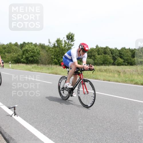 22.06.2025 - Viking Triathlon Yannick Fuchs http://msf.ph/oto/8085818 22.06.2025 13:09:26 Radfahren 131, 369, 442, 639 meine-sportfotos.de