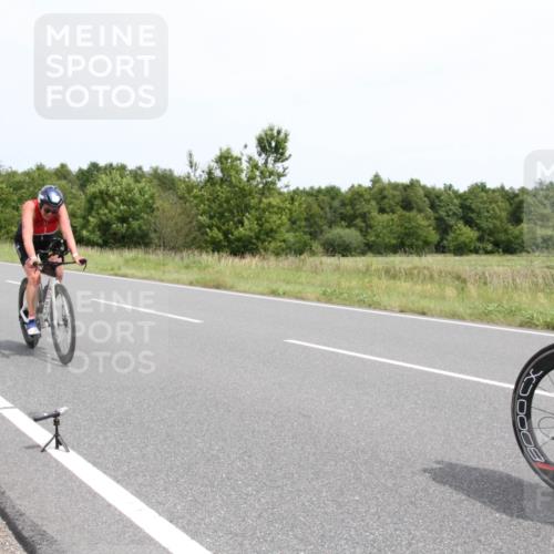 22.06.2025 - Viking Triathlon Yannick Fuchs http://msf.ph/oto/8085821 22.06.2025 13:09:26 Radfahren 131, 369, 442, 639 meine-sportfotos.de