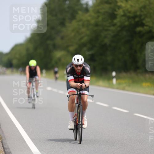 22.06.2025 - Viking Triathlon Yannick Fuchs http://msf.ph/oto/8085822 22.06.2025 12:40:07 Radfahren 30, 330, 447 meine-sportfotos.de