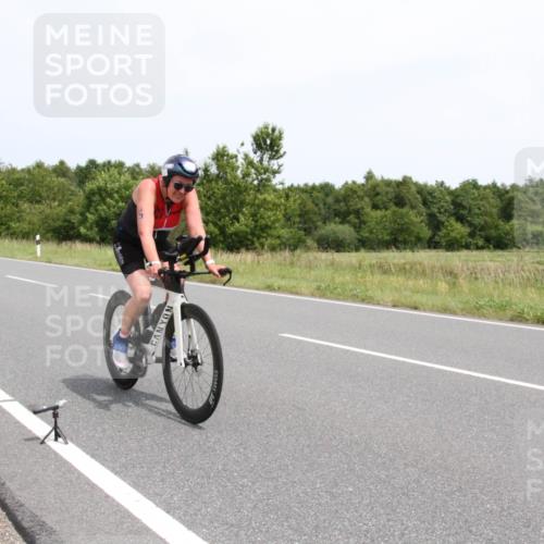 22.06.2025 - Viking Triathlon Yannick Fuchs http://msf.ph/oto/8085825 22.06.2025 13:09:27 Radfahren 131, 369, 639 meine-sportfotos.de