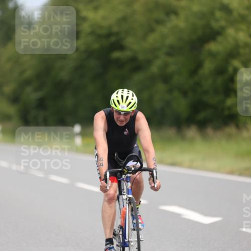 22.06.2025 - Viking Triathlon Yannick Fuchs http://msf.ph/oto/8085852 22.06.2025 12:40:11 Radfahren 108, 330, 447 meine-sportfotos.de