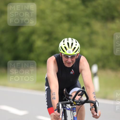 22.06.2025 - Viking Triathlon Yannick Fuchs http://msf.ph/oto/8085861 22.06.2025 12:40:12 Radfahren 108, 330, 447 meine-sportfotos.de