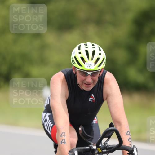 22.06.2025 - Viking Triathlon Yannick Fuchs http://msf.ph/oto/8085862 22.06.2025 12:40:12 Radfahren 108, 330, 447 meine-sportfotos.de