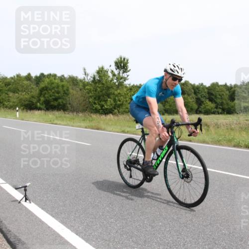 22.06.2025 - Viking Triathlon Yannick Fuchs http://msf.ph/oto/8085866 22.06.2025 13:10:05 Radfahren 25, 128, 181 meine-sportfotos.de