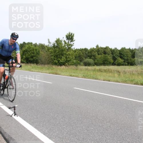 22.06.2025 - Viking Triathlon Yannick Fuchs http://msf.ph/oto/8085875 22.06.2025 13:10:06 Radfahren 25, 128, 181, 614 meine-sportfotos.de