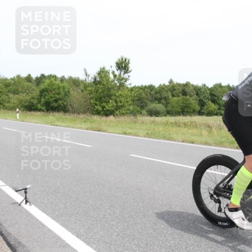 22.06.2025 - Viking Triathlon Yannick Fuchs http://msf.ph/oto/8085896 22.06.2025 13:10:10 Radfahren 25, 181, 614 meine-sportfotos.de