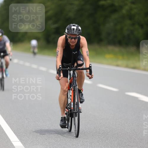 22.06.2025 - Viking Triathlon Yannick Fuchs http://msf.ph/oto/8085913 22.06.2025 12:40:44 Radfahren 31, 131, 267, 479, 509 meine-sportfotos.de