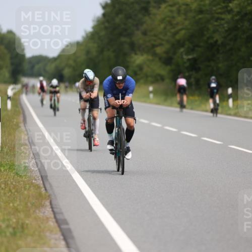 22.06.2025 - Viking Triathlon Yannick Fuchs http://msf.ph/oto/8085960 22.06.2025 12:40:57 Radfahren 71, 148, 214, 309, 464, 523, 620, 626, 639 meine-sportfotos.de