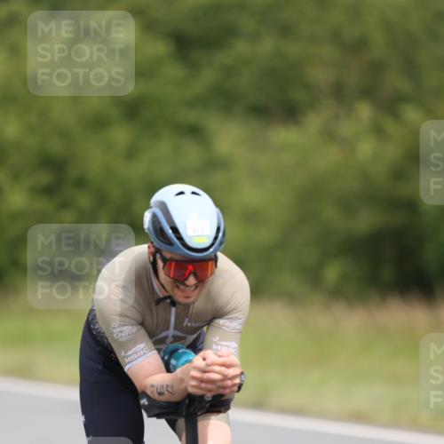 22.06.2025 - Viking Triathlon Yannick Fuchs http://msf.ph/oto/8085985 22.06.2025 12:41:00 Radfahren 71, 148, 214, 309, 464, 523, 620, 626, 639 meine-sportfotos.de