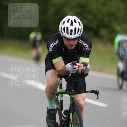 22.06.2025 - Viking Triathlon Yannick Fuchs http://msf.ph/oto/8086002 22.06.2025 12:41:06 Radfahren 71, 206, 462, 523, 639 meine-sportfotos.de