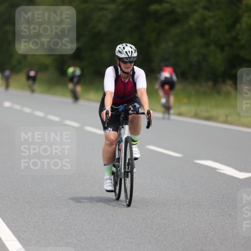 22.06.2025 - Viking Triathlon Yannick Fuchs http://msf.ph/oto/8086011 22.06.2025 12:41:10 Radfahren 206, 462, 523 meine-sportfotos.de