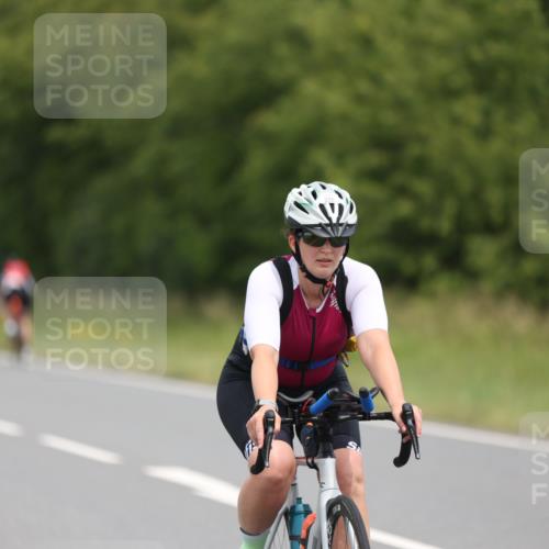22.06.2025 - Viking Triathlon Yannick Fuchs http://msf.ph/oto/8086020 22.06.2025 12:41:11 Radfahren 66, 206, 462, 523 meine-sportfotos.de
