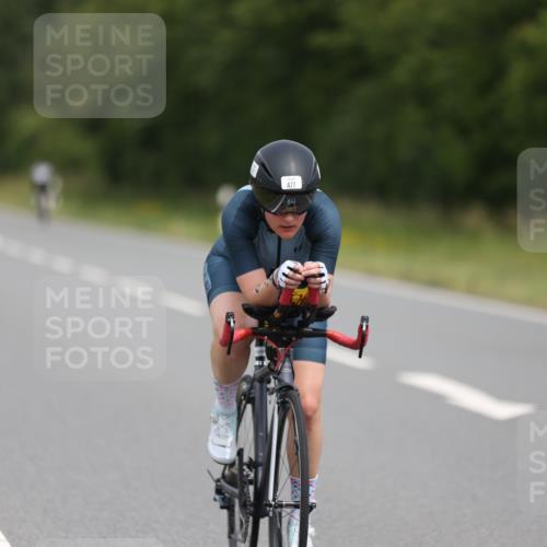 22.06.2025 - Viking Triathlon Yannick Fuchs http://msf.ph/oto/8086037 22.06.2025 12:41:25 Radfahren 66, 238, 435, 477, 488, 519 meine-sportfotos.de