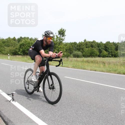 22.06.2025 - Viking Triathlon Yannick Fuchs http://msf.ph/oto/8086080 22.06.2025 13:11:20 Radfahren 327, 342, 626 meine-sportfotos.de